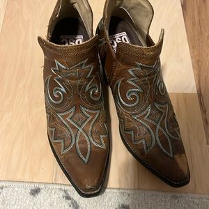 Durango western booties